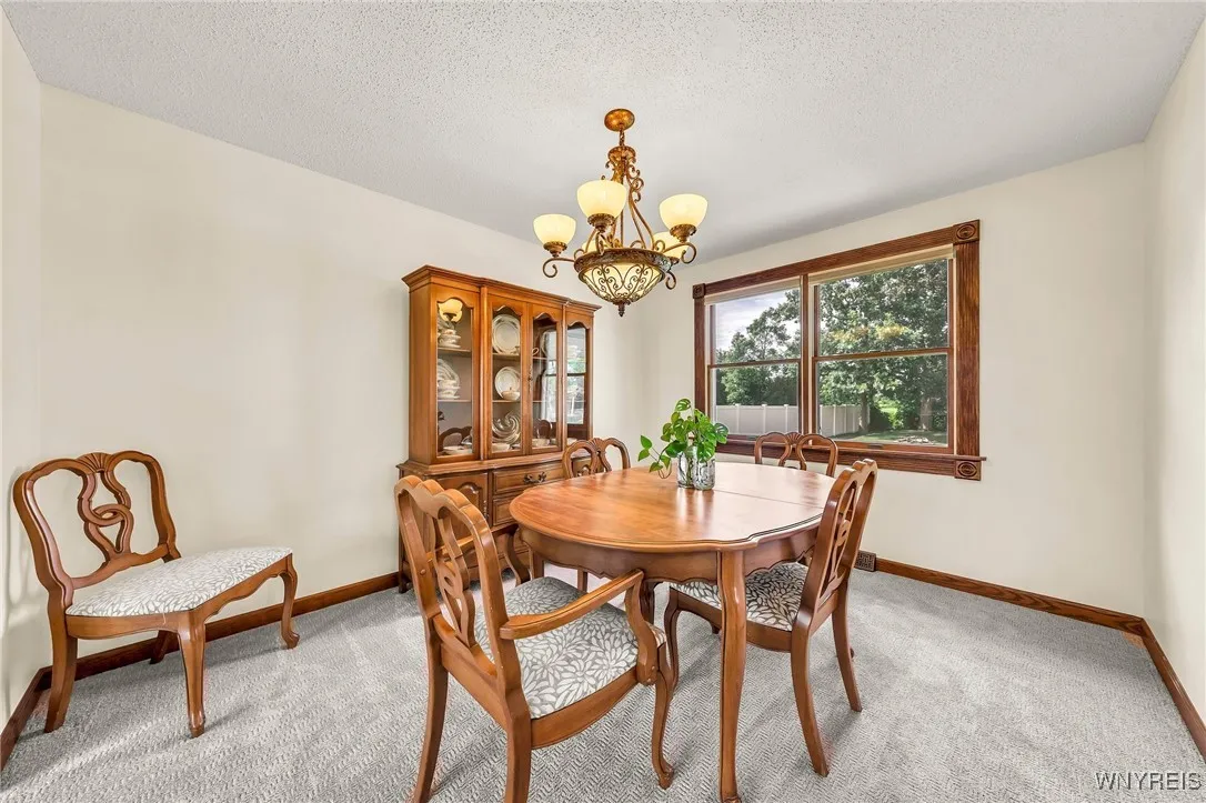 6103 Reger Drive, Lockport Town, New York 14094, Lockport Town, New York 14094, 3 Bedrooms Bedrooms, 7 Rooms Rooms,1 BathroomBathrooms,Residential,For Sale,6103 Reger Drive, Lockport Town, New York 14094,B1621915