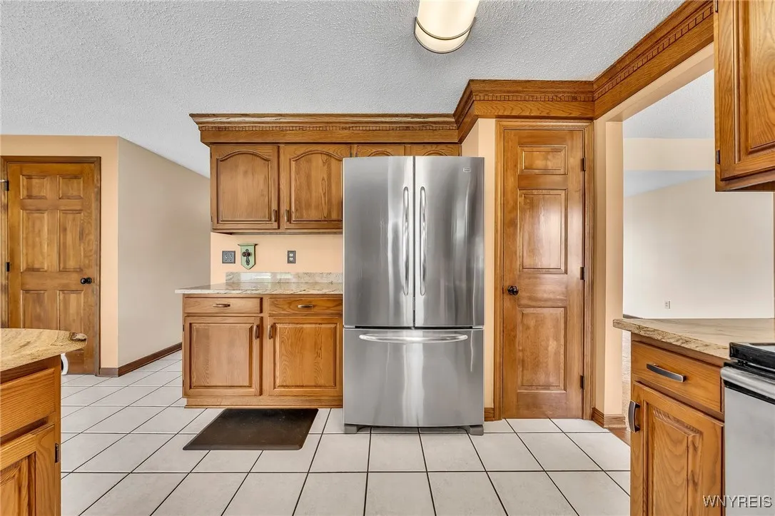 6103 Reger Drive, Lockport Town, New York 14094, Lockport Town, New York 14094, 3 Bedrooms Bedrooms, 7 Rooms Rooms,1 BathroomBathrooms,Residential,For Sale,6103 Reger Drive, Lockport Town, New York 14094,B1621915