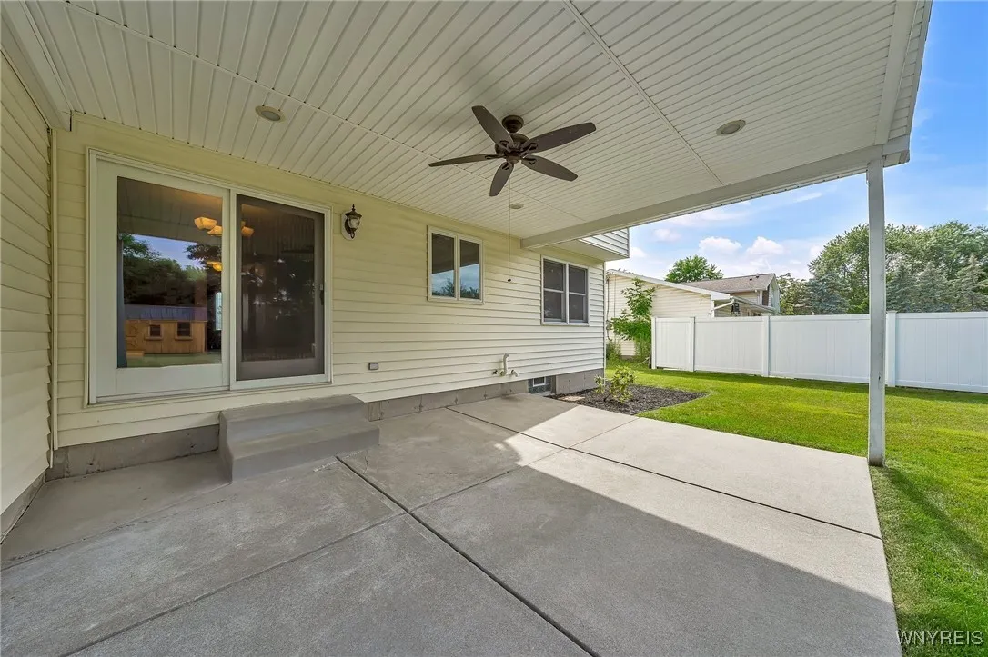 6103 Reger Drive, Lockport Town, New York 14094, Lockport Town, New York 14094, 3 Bedrooms Bedrooms, 7 Rooms Rooms,1 BathroomBathrooms,Residential,For Sale,6103 Reger Drive, Lockport Town, New York 14094,B1621915