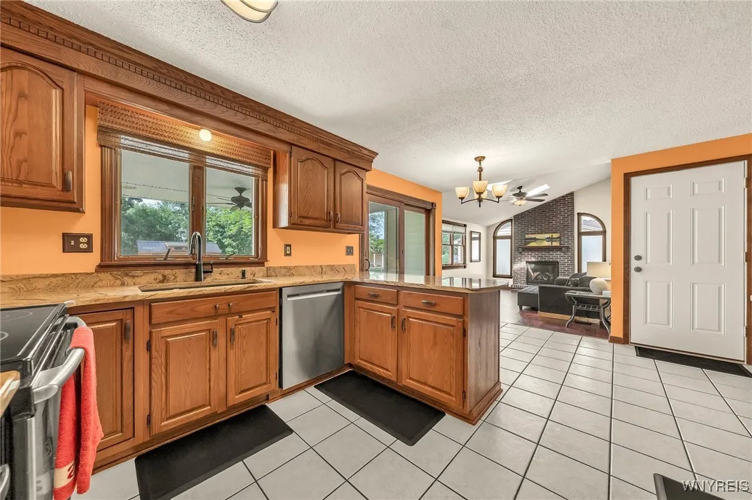 6103 Reger Drive, Lockport Town, New York 14094, Lockport Town, New York 14094, 3 Bedrooms Bedrooms, 7 Rooms Rooms,1 BathroomBathrooms,Residential,For Sale,6103 Reger Drive, Lockport Town, New York 14094,B1621915