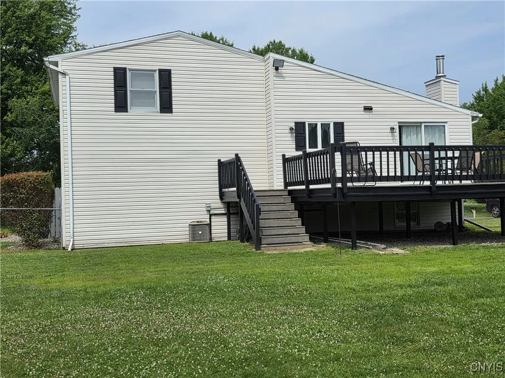 3978 Thrush Lane, Clay, New York 13090, Clay, New York 13090, 3 Bedrooms Bedrooms, 7 Rooms Rooms,1 BathroomBathrooms,Residential,For Sale,3978 Thrush Lane, Clay, New York 13090,S1622023