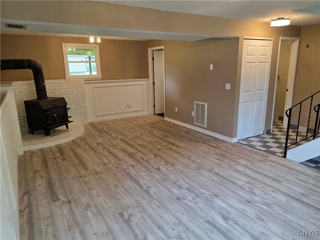 3978 Thrush Lane, Clay, New York 13090, Clay, New York 13090, 3 Bedrooms Bedrooms, 7 Rooms Rooms,1 BathroomBathrooms,Residential,For Sale,3978 Thrush Lane, Clay, New York 13090,S1622023