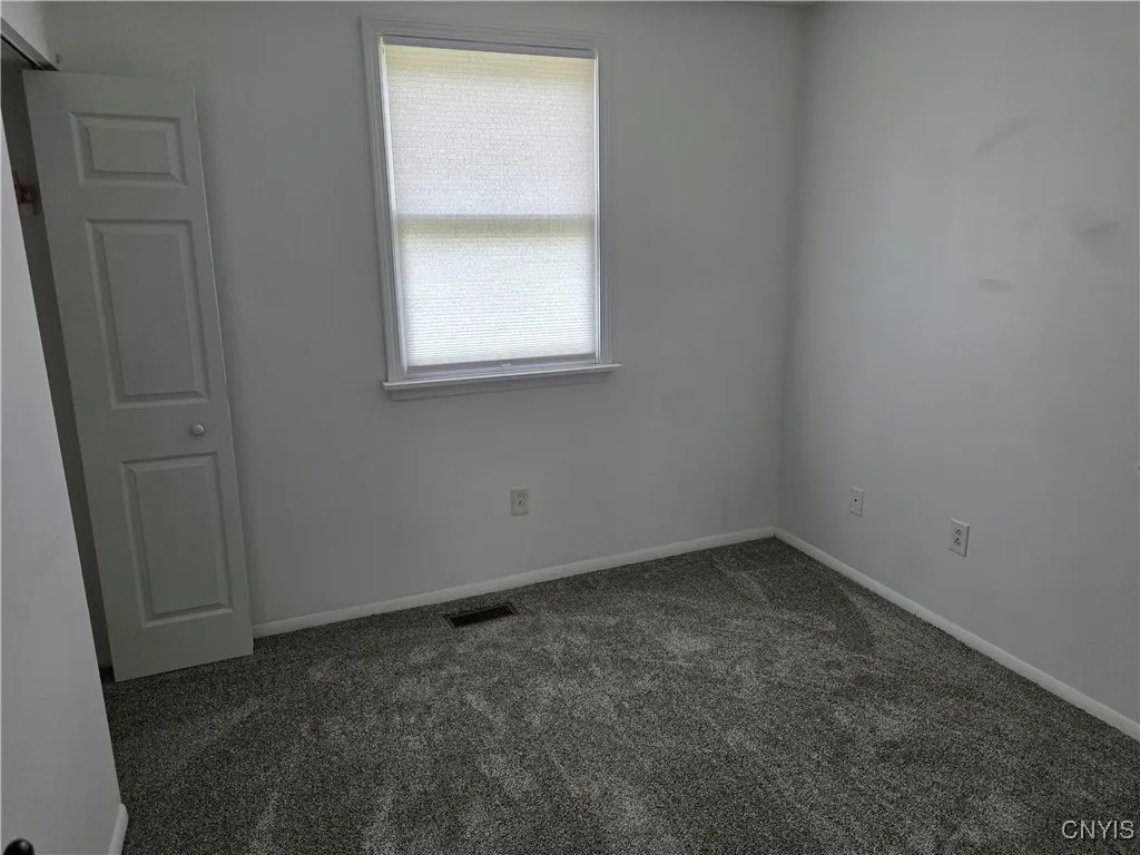 3978 Thrush Lane, Clay, New York 13090, Clay, New York 13090, 3 Bedrooms Bedrooms, 7 Rooms Rooms,1 BathroomBathrooms,Residential,For Sale,3978 Thrush Lane, Clay, New York 13090,S1622023