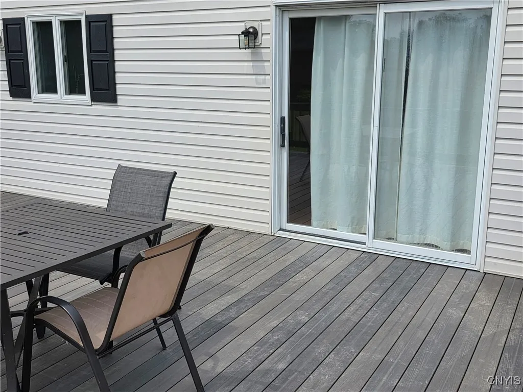 3978 Thrush Lane, Clay, New York 13090, Clay, New York 13090, 3 Bedrooms Bedrooms, 7 Rooms Rooms,1 BathroomBathrooms,Residential,For Sale,3978 Thrush Lane, Clay, New York 13090,S1622023