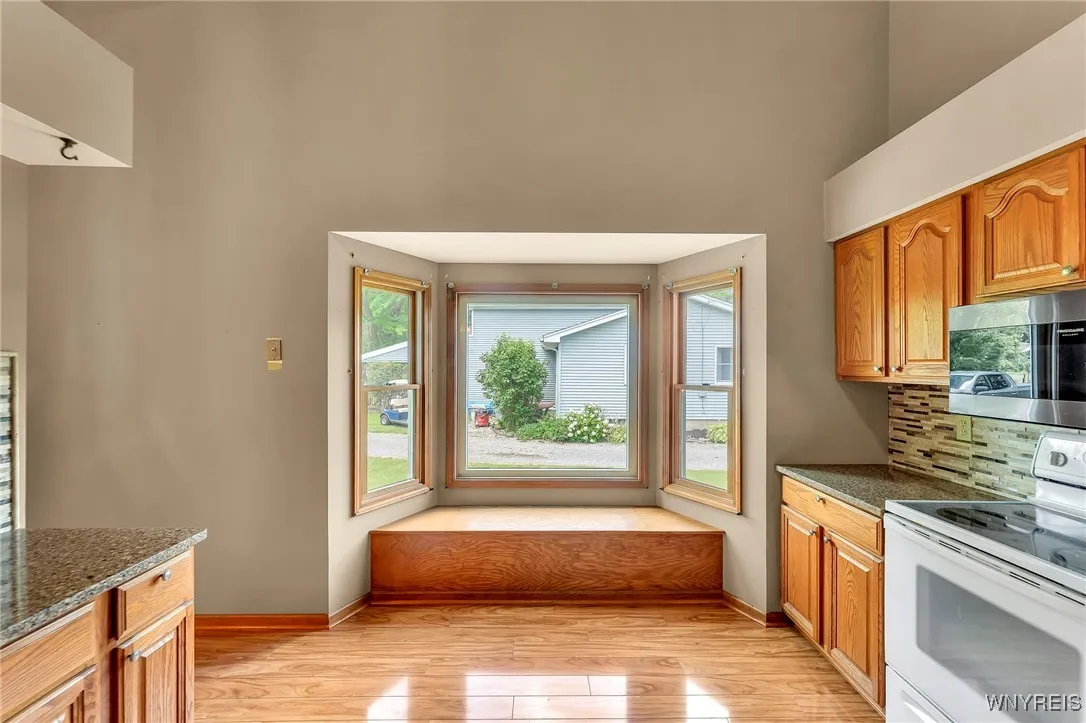 1245 Dodge Road, Amherst, New York 14068, Amherst, New York 14068, 3 Bedrooms Bedrooms, 8 Rooms Rooms,2 BathroomsBathrooms,Residential,For Sale,1245 Dodge Road, Amherst, New York 14068,B1621984