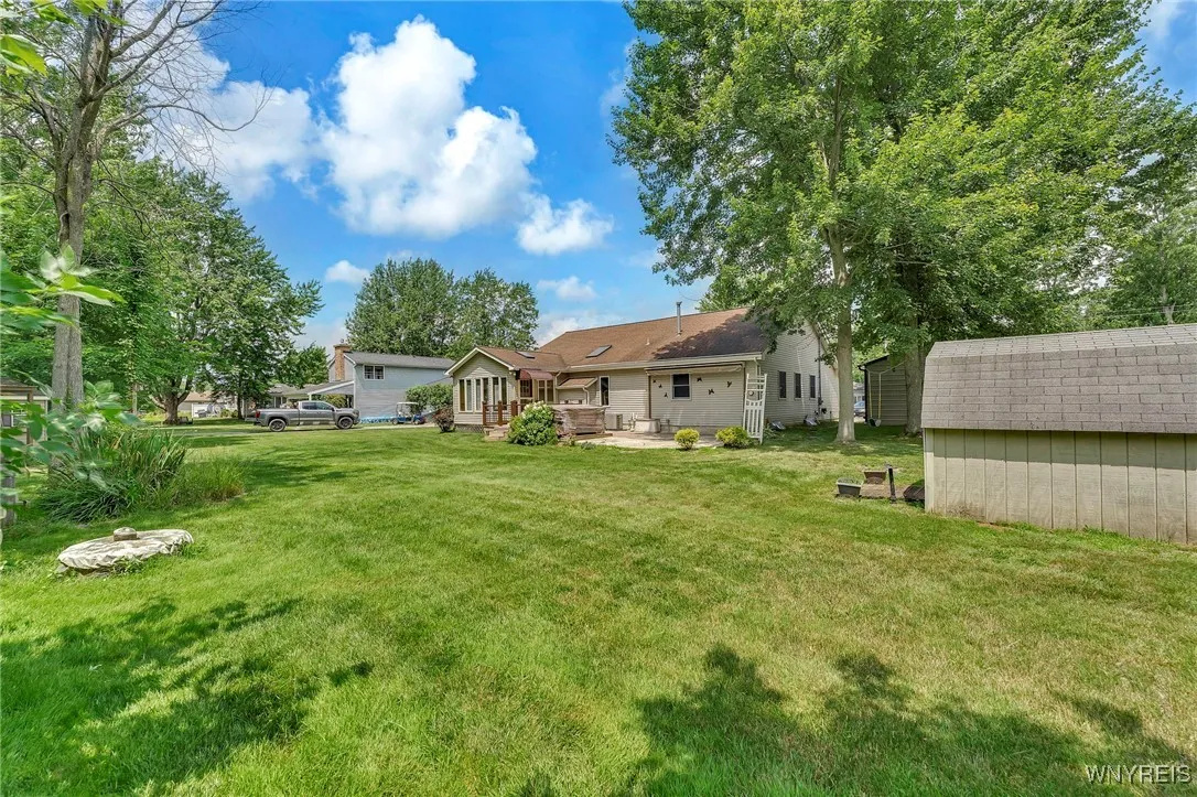 1245 Dodge Road, Amherst, New York 14068, Amherst, New York 14068, 3 Bedrooms Bedrooms, 8 Rooms Rooms,2 BathroomsBathrooms,Residential,For Sale,1245 Dodge Road, Amherst, New York 14068,B1621984