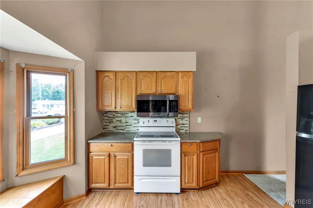 1245 Dodge Road, Amherst, New York 14068, Amherst, New York 14068, 3 Bedrooms Bedrooms, 8 Rooms Rooms,2 BathroomsBathrooms,Residential,For Sale,1245 Dodge Road, Amherst, New York 14068,B1621984