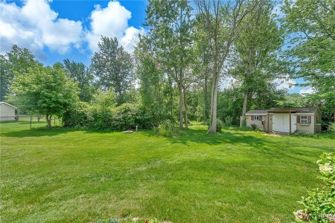 1245 Dodge Road, Amherst, New York 14068, Amherst, New York 14068, 3 Bedrooms Bedrooms, 8 Rooms Rooms,2 BathroomsBathrooms,Residential,For Sale,1245 Dodge Road, Amherst, New York 14068,B1621984