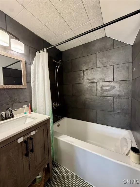 5577 Louis Avenue, Cicero, New York 13029, Cicero, New York 13029, 2 Bedrooms Bedrooms, 6 Rooms Rooms,2 BathroomsBathrooms,Residential,For Sale,5577 Louis Avenue, Cicero, New York 13029,S1621945