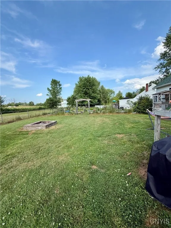 5577 Louis Avenue, Cicero, New York 13029, Cicero, New York 13029, 2 Bedrooms Bedrooms, 6 Rooms Rooms,2 BathroomsBathrooms,Residential,For Sale,5577 Louis Avenue, Cicero, New York 13029,S1621945