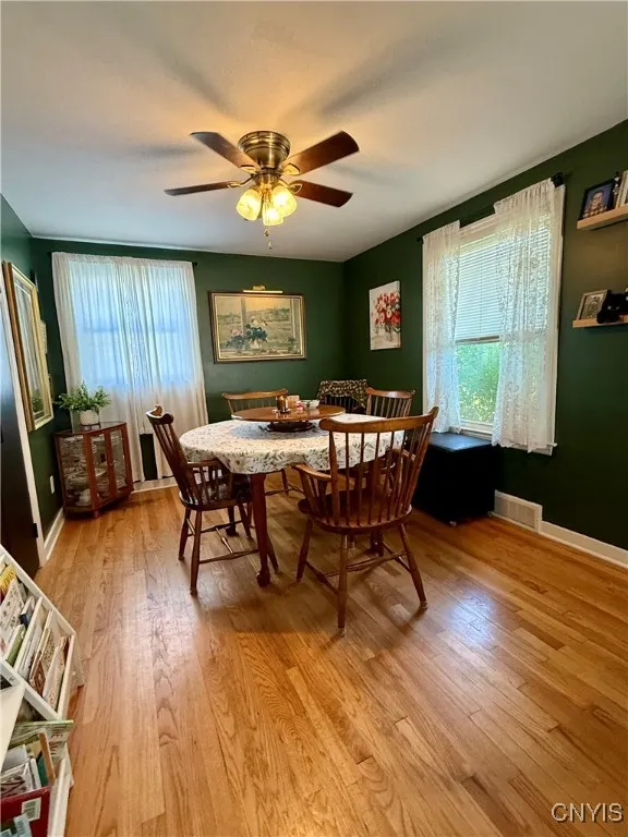 5577 Louis Avenue, Cicero, New York 13029, Cicero, New York 13029, 2 Bedrooms Bedrooms, 6 Rooms Rooms,2 BathroomsBathrooms,Residential,For Sale,5577 Louis Avenue, Cicero, New York 13029,S1621945