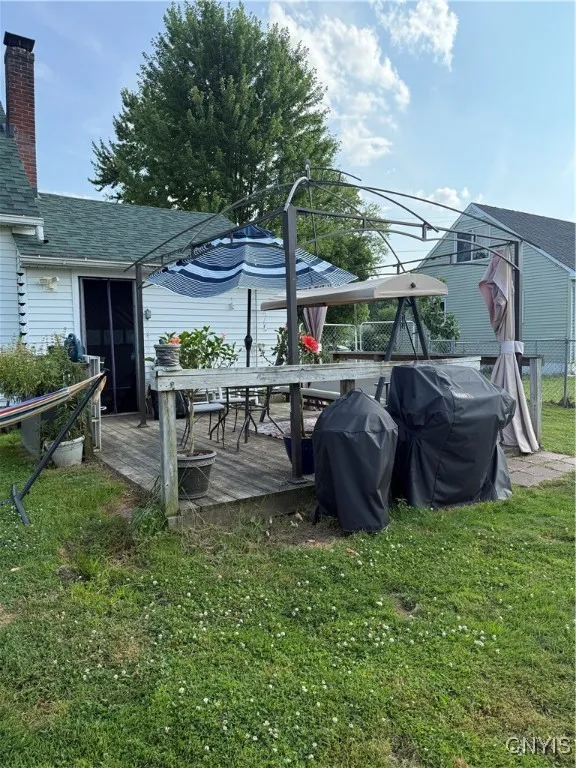 5577 Louis Avenue, Cicero, New York 13029, Cicero, New York 13029, 2 Bedrooms Bedrooms, 6 Rooms Rooms,2 BathroomsBathrooms,Residential,For Sale,5577 Louis Avenue, Cicero, New York 13029,S1621945