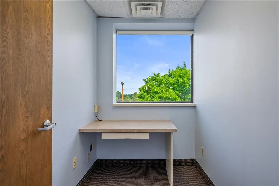 1630 Empire Boulevard, Penfield, New York 14580, Penfield, New York 14580, ,Commercial Lease,For Rent,1630 Empire Boulevard, Penfield, New York 14580,R1621229