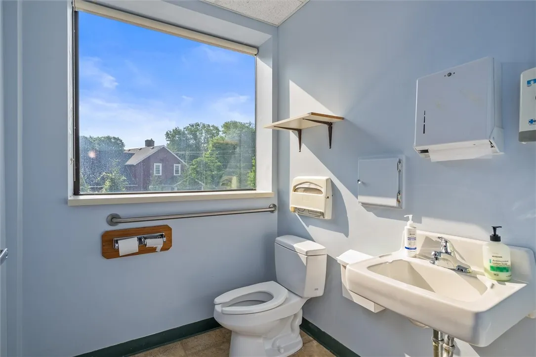 1630 Empire Boulevard, Penfield, New York 14580, Penfield, New York 14580, ,Commercial Lease,For Rent,1630 Empire Boulevard, Penfield, New York 14580,R1621229