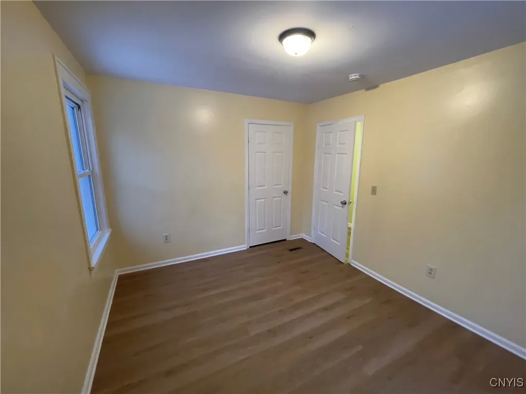 318 Kellog Street, Syracuse, New York 13024, Syracuse, New York 13024, 3 Bedrooms Bedrooms, 6 Rooms Rooms,1 BathroomBathrooms,Residential Lease,For Rent,318 Kellog Street, Syracuse, New York 13024,S1622040