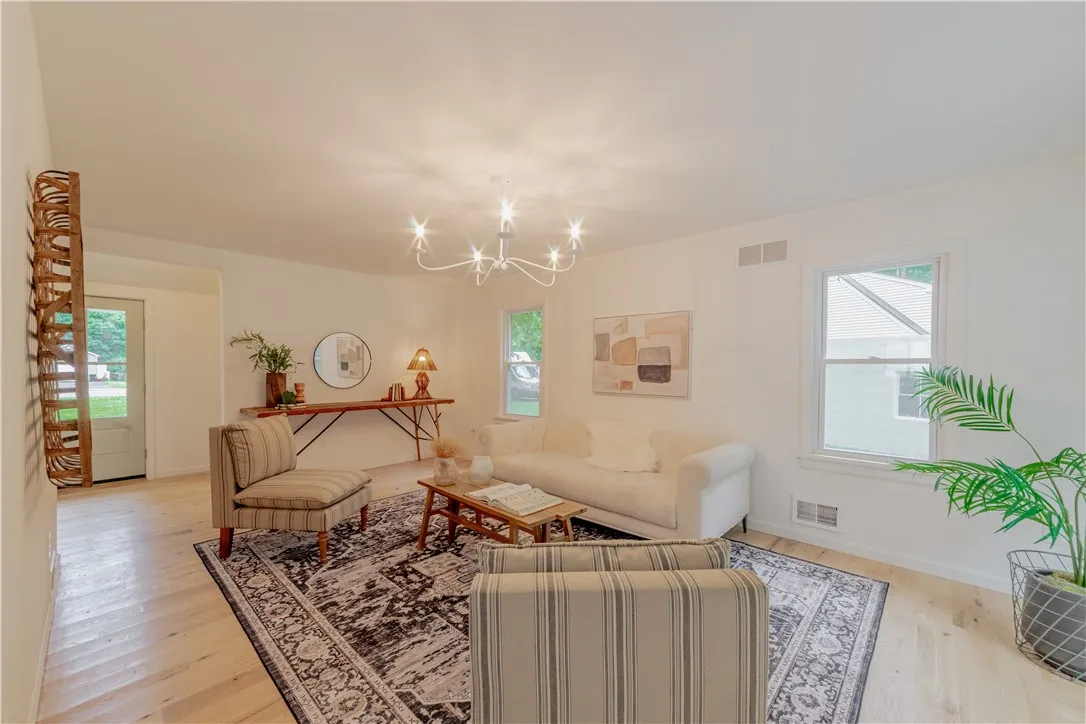 166 Whitney Road, Perinton, New York 14526, Perinton, New York 14526, 2 Bedrooms Bedrooms, 6 Rooms Rooms,2 BathroomsBathrooms,Residential,For Sale,166 Whitney Road, Perinton, New York 14526,R1621985