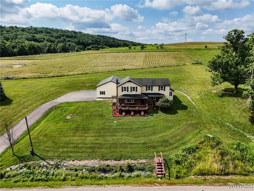 9935 Swift Road, Cuba, New York 14727, Cuba, New York 14727, 5 Bedrooms Bedrooms, 11 Rooms Rooms,3 BathroomsBathrooms,Residential,For Sale,9935 Swift Road, Cuba, New York 14727,B1621049