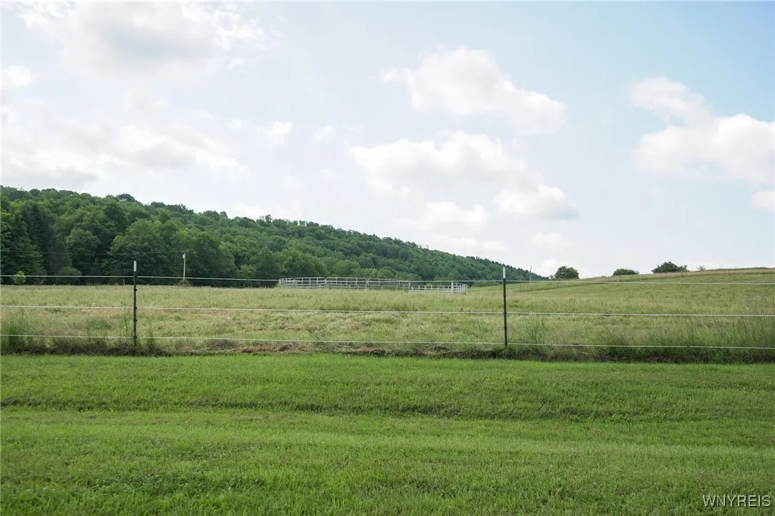 9935 Swift Road, Cuba, New York 14727, Cuba, New York 14727, 5 Bedrooms Bedrooms, 11 Rooms Rooms,3 BathroomsBathrooms,Residential,For Sale,9935 Swift Road, Cuba, New York 14727,B1621049