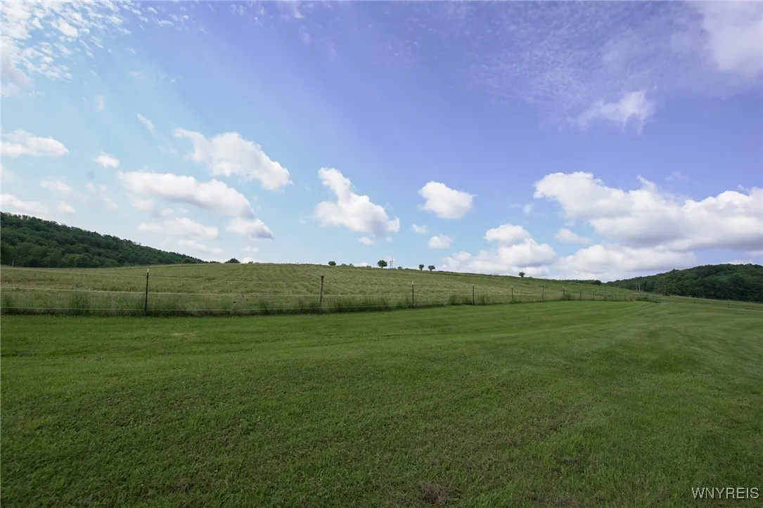 9935 Swift Road, Cuba, New York 14727, Cuba, New York 14727, 5 Bedrooms Bedrooms, 11 Rooms Rooms,3 BathroomsBathrooms,Residential,For Sale,9935 Swift Road, Cuba, New York 14727,B1621049