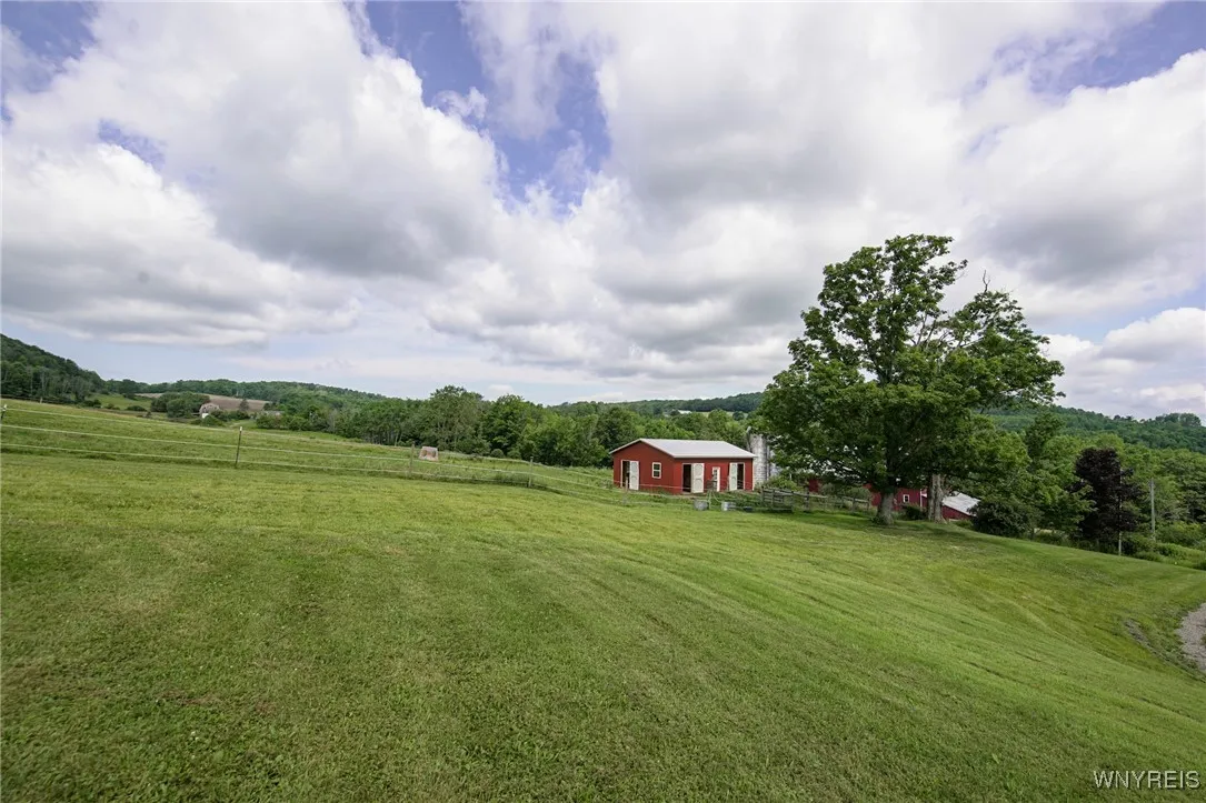 9935 Swift Road, Cuba, New York 14727, Cuba, New York 14727, 5 Bedrooms Bedrooms, 11 Rooms Rooms,3 BathroomsBathrooms,Residential,For Sale,9935 Swift Road, Cuba, New York 14727,B1621049