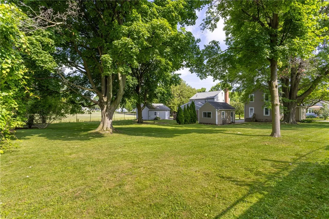 93 Atwell Street, Rochester, New York 14612, Rochester, New York 14612, 2 Bedrooms Bedrooms, 5 Rooms Rooms,1 BathroomBathrooms,Residential,For Sale,93 Atwell Street, Rochester, New York 14612,R1621574