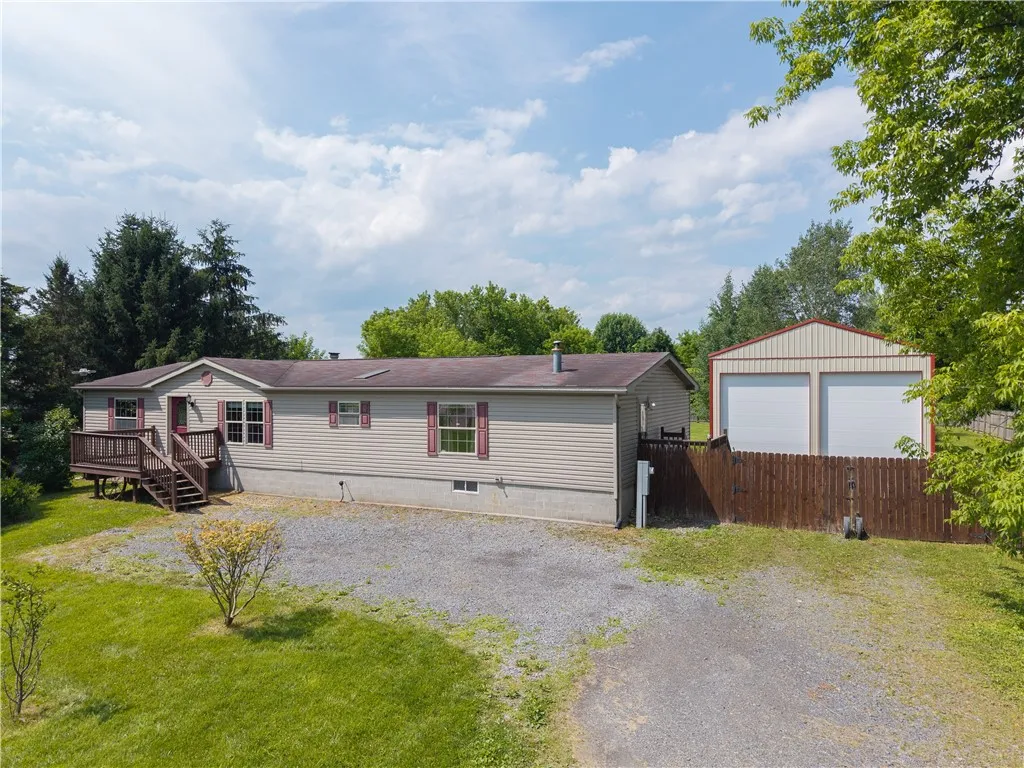 2968 State Route 5 And 20, Hopewell, New York 1456, Hopewell, New York 14561, 3 Bedrooms Bedrooms, 5 Rooms Rooms,2 BathroomsBathrooms,Residential,Closed,2968 State Route 5 And 20, Hopewell, New York 1456,0,R1621599