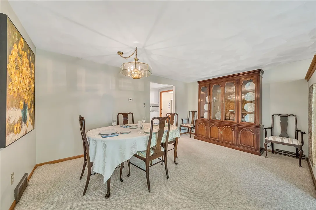 129 Patrice, Amherst, New York 14221, Amherst, New York 14221, 3 Bedrooms Bedrooms, 7 Rooms Rooms,1 BathroomBathrooms,Residential,For Sale,129 Patrice, Amherst, New York 14221,R1621798