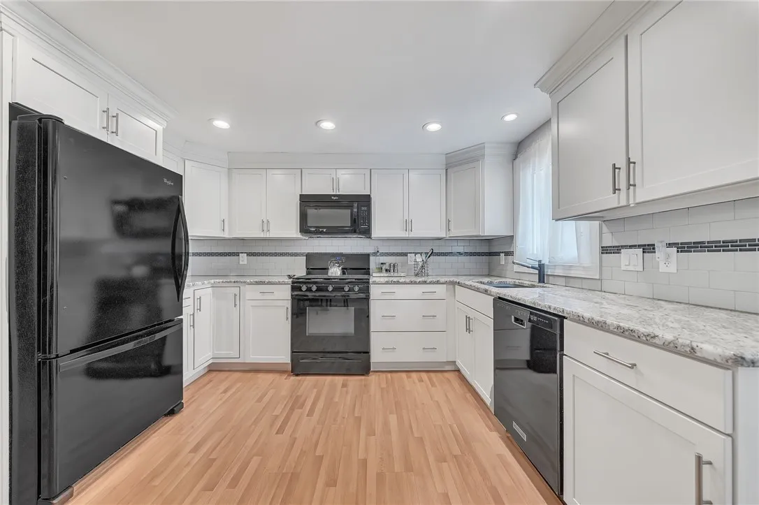 129 Patrice, Amherst, New York 14221, Amherst, New York 14221, 3 Bedrooms Bedrooms, 7 Rooms Rooms,1 BathroomBathrooms,Residential,For Sale,129 Patrice, Amherst, New York 14221,R1621798