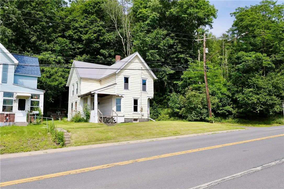 42 Delaware Street, Walton, New York 13856, Walton, New York 13856, 3 Bedrooms Bedrooms, 8 Rooms Rooms,1 BathroomBathrooms,Residential,For Sale,42 Delaware Street, Walton, New York 13856,R1622037