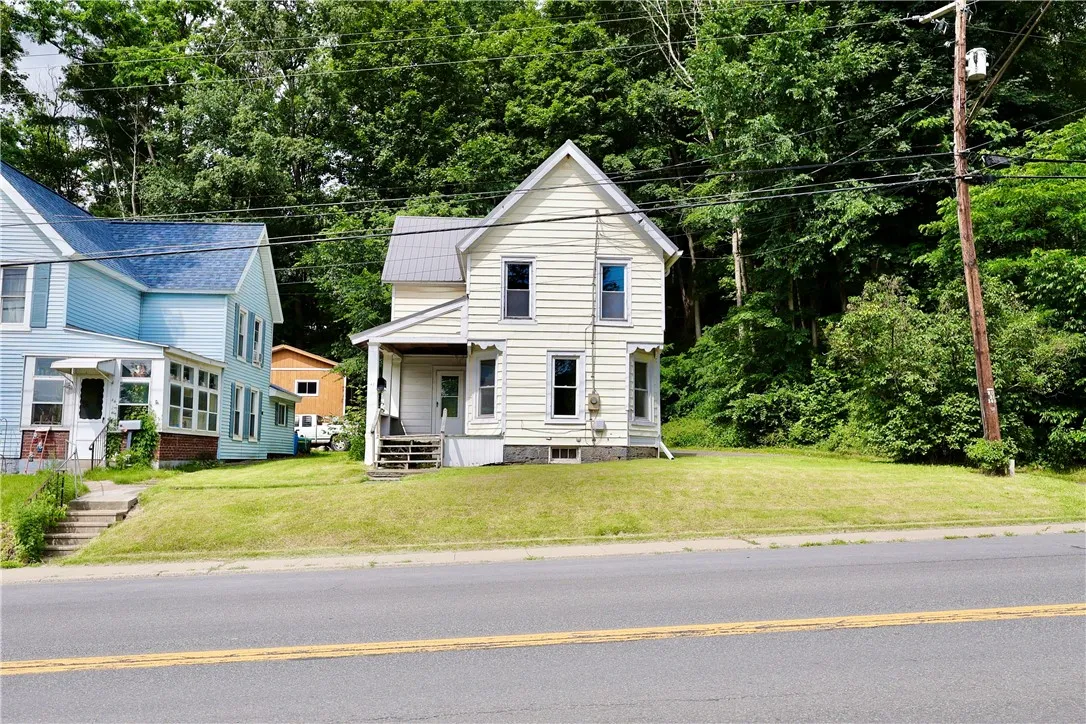 42 Delaware Street, Walton, New York 13856, Walton, New York 13856, 3 Bedrooms Bedrooms, 8 Rooms Rooms,1 BathroomBathrooms,Residential,For Sale,42 Delaware Street, Walton, New York 13856,R1622037