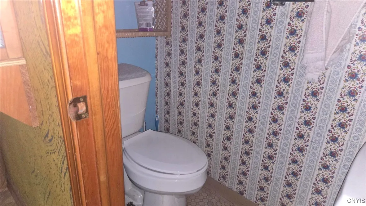 4115 Poplar Drive, Clay, New York 13090, Clay, New York 13090, 4 Bedrooms Bedrooms, 8 Rooms Rooms,1 BathroomBathrooms,Residential,Closed,4115 Poplar Drive, Clay, New York 13090,0,S1622025