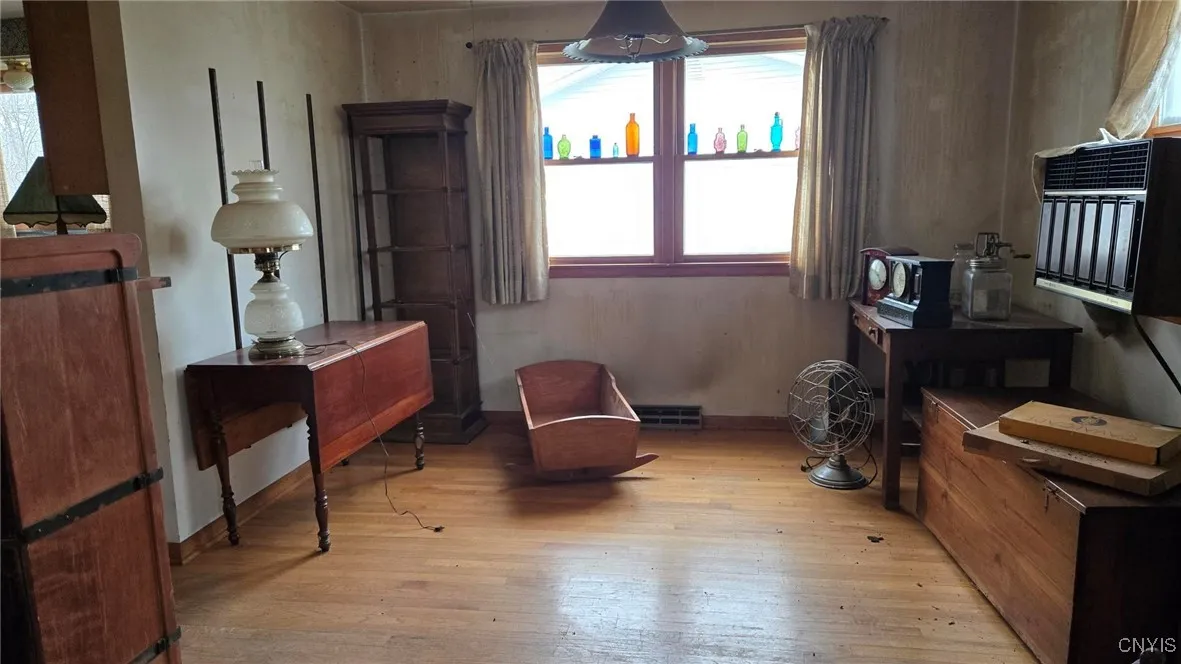 4115 Poplar Drive, Clay, New York 13090, Clay, New York 13090, 4 Bedrooms Bedrooms, 8 Rooms Rooms,1 BathroomBathrooms,Residential,Closed,4115 Poplar Drive, Clay, New York 13090,0,S1622025