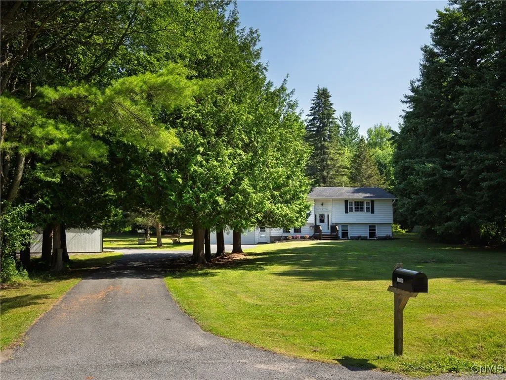 14496 Military Road, Hounsfield, New York 13685, Hounsfield, New York 13685, 3 Bedrooms Bedrooms, 11 Rooms Rooms,2 BathroomsBathrooms,Residential,For Sale,14496 Military Road, Hounsfield, New York 13685,S1622009