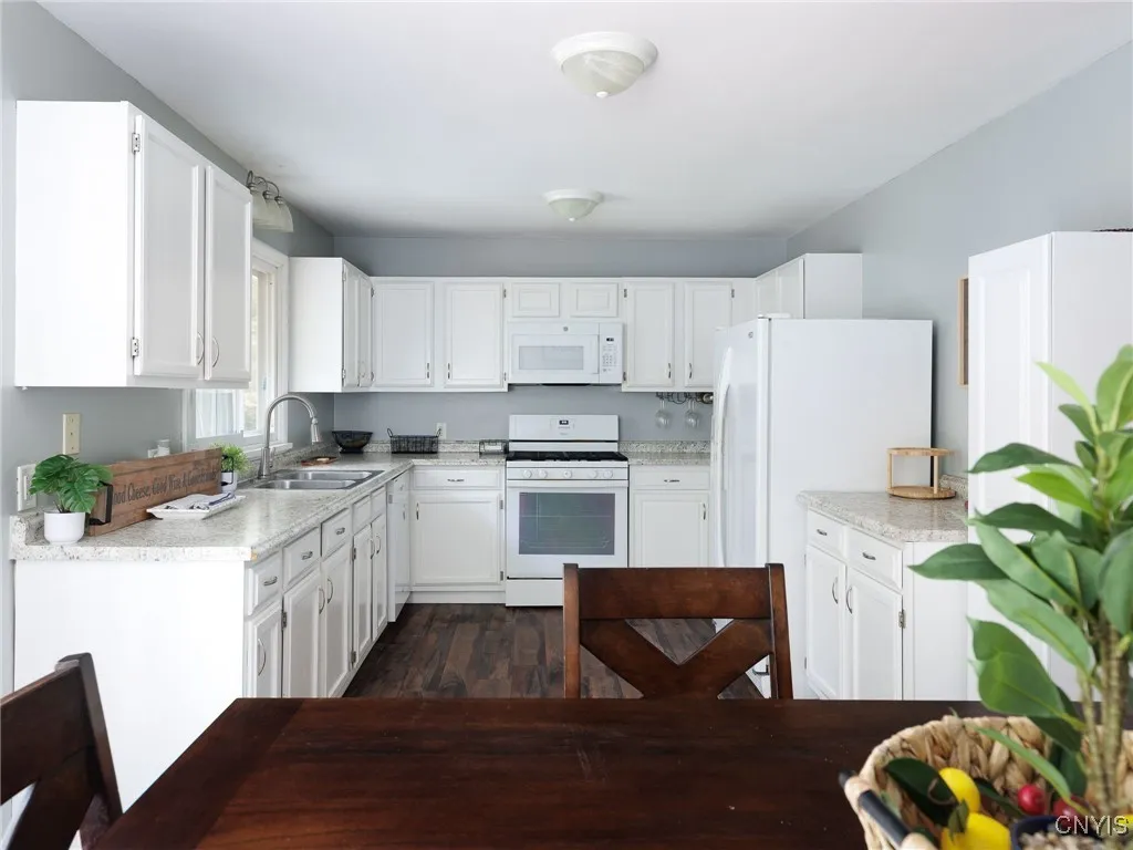 14496 Military Road, Hounsfield, New York 13685, Hounsfield, New York 13685, 3 Bedrooms Bedrooms, 11 Rooms Rooms,2 BathroomsBathrooms,Residential,For Sale,14496 Military Road, Hounsfield, New York 13685,S1622009