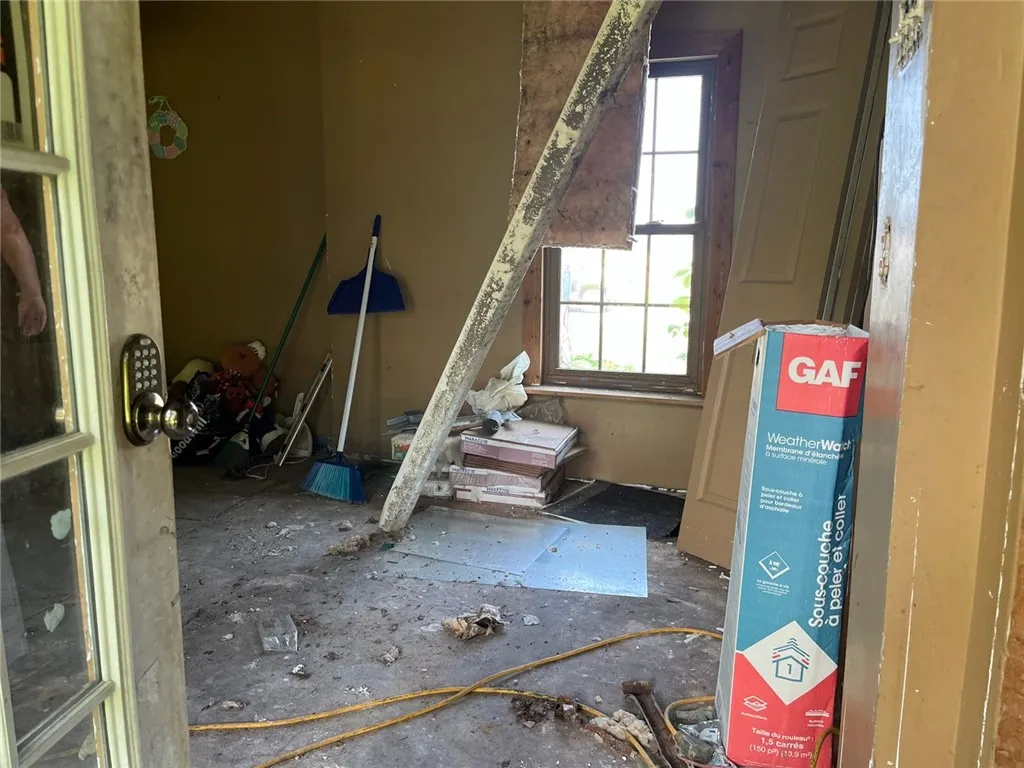 10276 Roosevelt Highway, Yates, New York 14098, Yates, New York 14098, 3 Bedrooms Bedrooms, 8 Rooms Rooms,1 BathroomBathrooms,Residential,For Sale,10276 Roosevelt Highway, Yates, New York 14098,R1621801