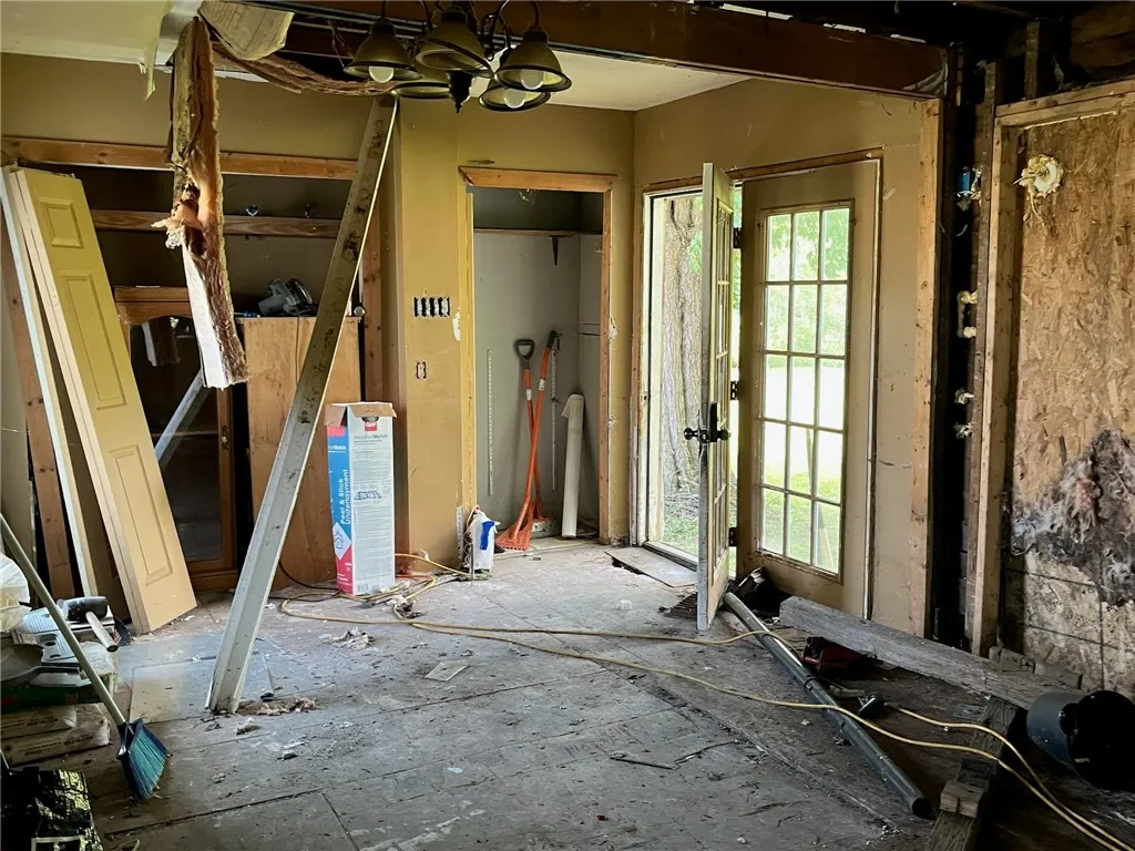 10276 Roosevelt Highway, Yates, New York 14098, Yates, New York 14098, 3 Bedrooms Bedrooms, 8 Rooms Rooms,1 BathroomBathrooms,Residential,For Sale,10276 Roosevelt Highway, Yates, New York 14098,R1621801