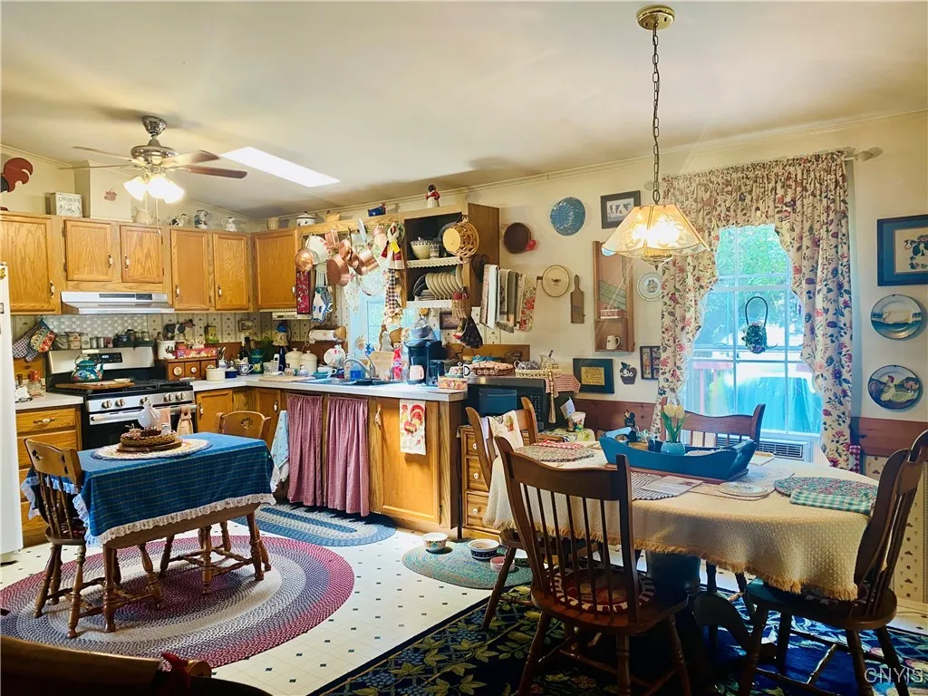 The country kitchen is cute as a button