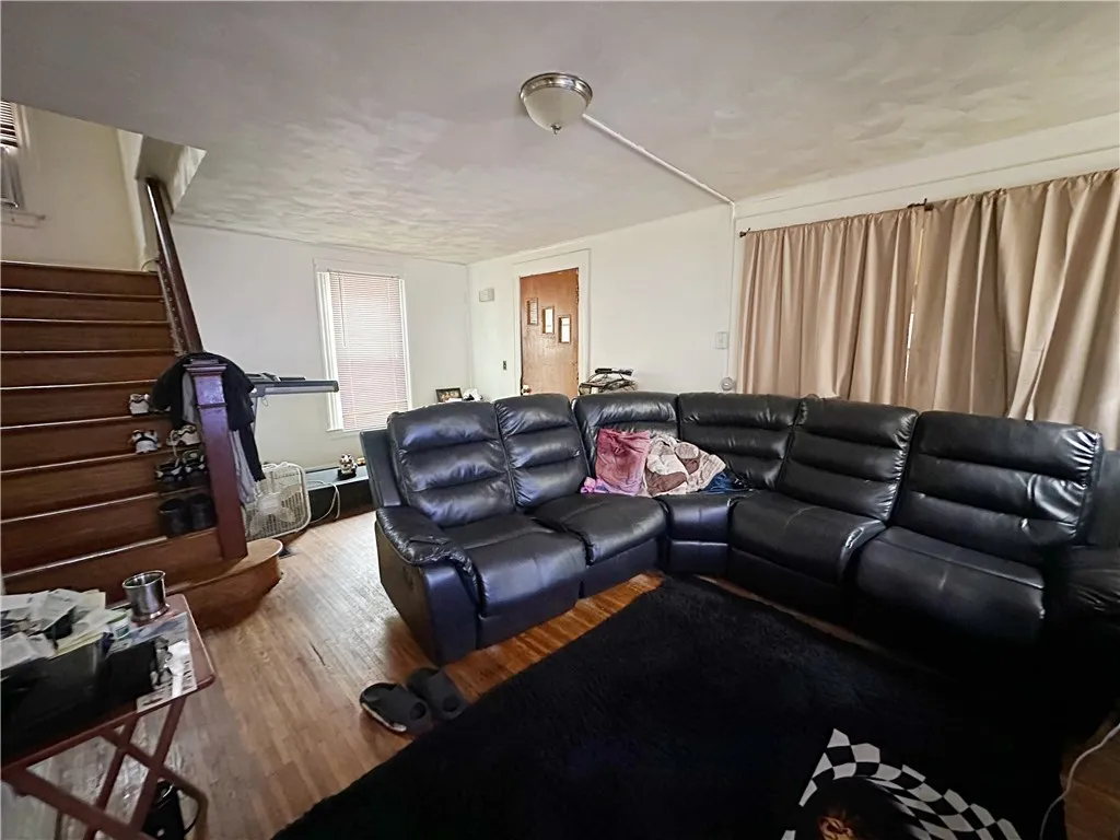 380 Sawyer Street, Rochester, New York 14619, Rochester, New York 14619, 3 Bedrooms Bedrooms, 6 Rooms Rooms,1 BathroomBathrooms,Residential,For Sale,380 Sawyer Street, Rochester, New York 14619,R1622055