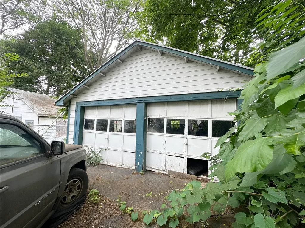 380 Sawyer Street, Rochester, New York 14619, Rochester, New York 14619, 3 Bedrooms Bedrooms, 6 Rooms Rooms,1 BathroomBathrooms,Residential,For Sale,380 Sawyer Street, Rochester, New York 14619,R1622055