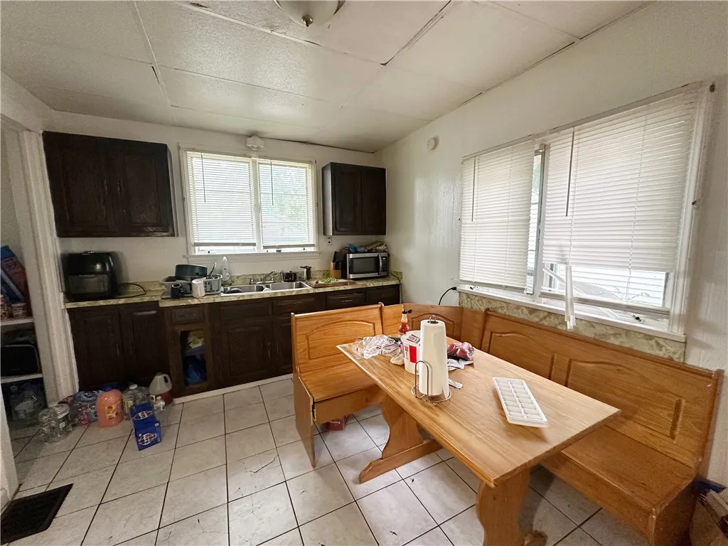380 Sawyer Street, Rochester, New York 14619, Rochester, New York 14619, 3 Bedrooms Bedrooms, 6 Rooms Rooms,1 BathroomBathrooms,Residential,For Sale,380 Sawyer Street, Rochester, New York 14619,R1622055