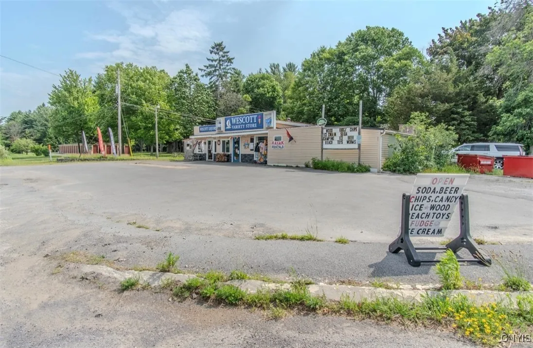 12559/561 Ridge Road, Hounsfield, New York 13685, Hounsfield, New York 13685, ,Commercial Sale,For Sale,12559/561 Ridge Road, Hounsfield, New York 13685,S1621943