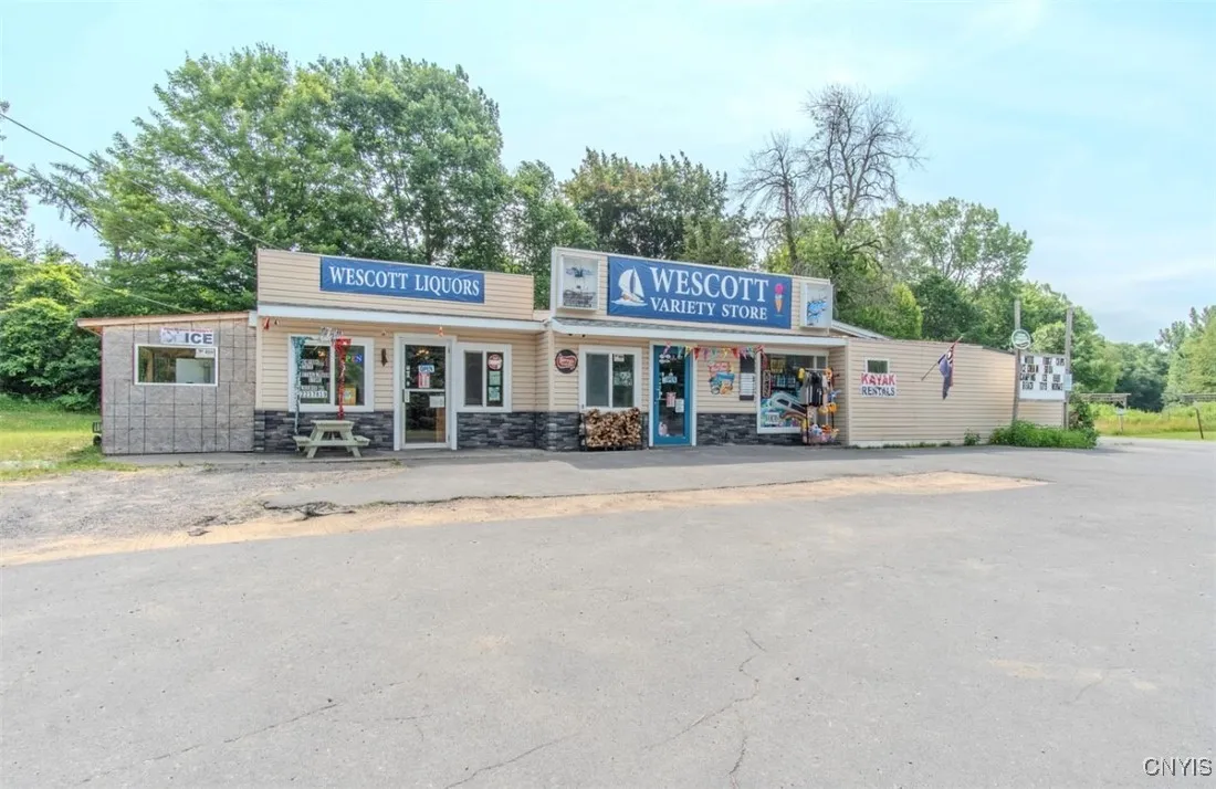 12559/561 Ridge Road, Hounsfield, New York 13685, Hounsfield, New York 13685, ,Commercial Sale,For Sale,12559/561 Ridge Road, Hounsfield, New York 13685,S1621943