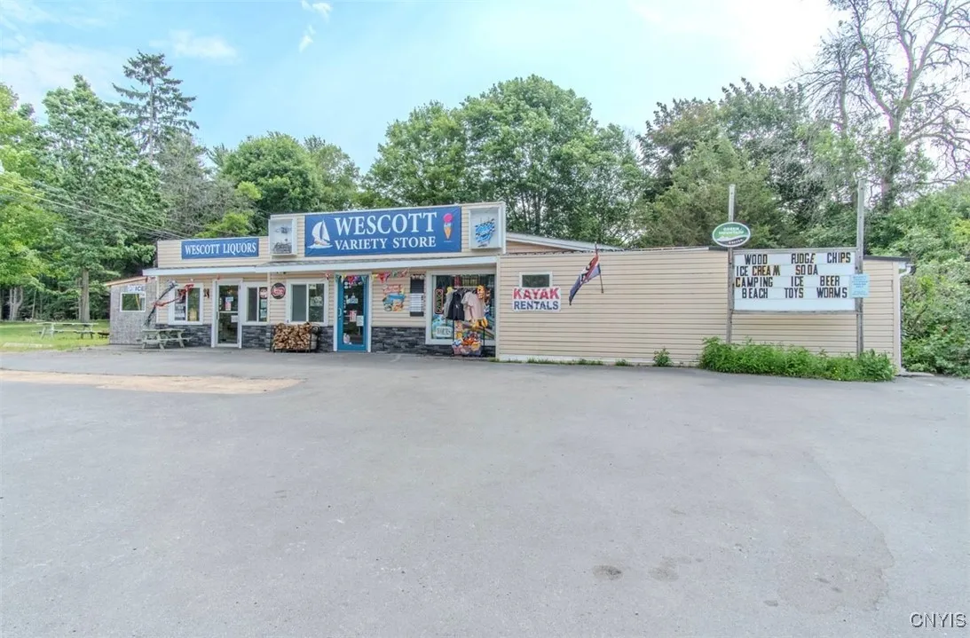 12559/561 Ridge Road, Hounsfield, New York 13685, Hounsfield, New York 13685, ,Commercial Sale,For Sale,12559/561 Ridge Road, Hounsfield, New York 13685,S1621943