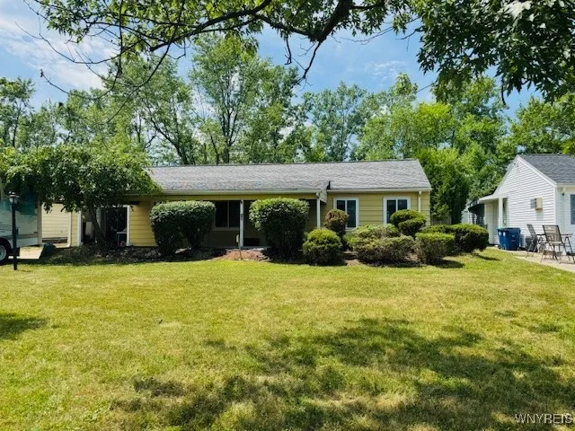 454 Campus Drive, Amherst, New York 14226, Amherst, New York 14226, 3 Bedrooms Bedrooms, 6 Rooms Rooms,1 BathroomBathrooms,Residential,For Sale,454 Campus Drive, Amherst, New York 14226,B1622061