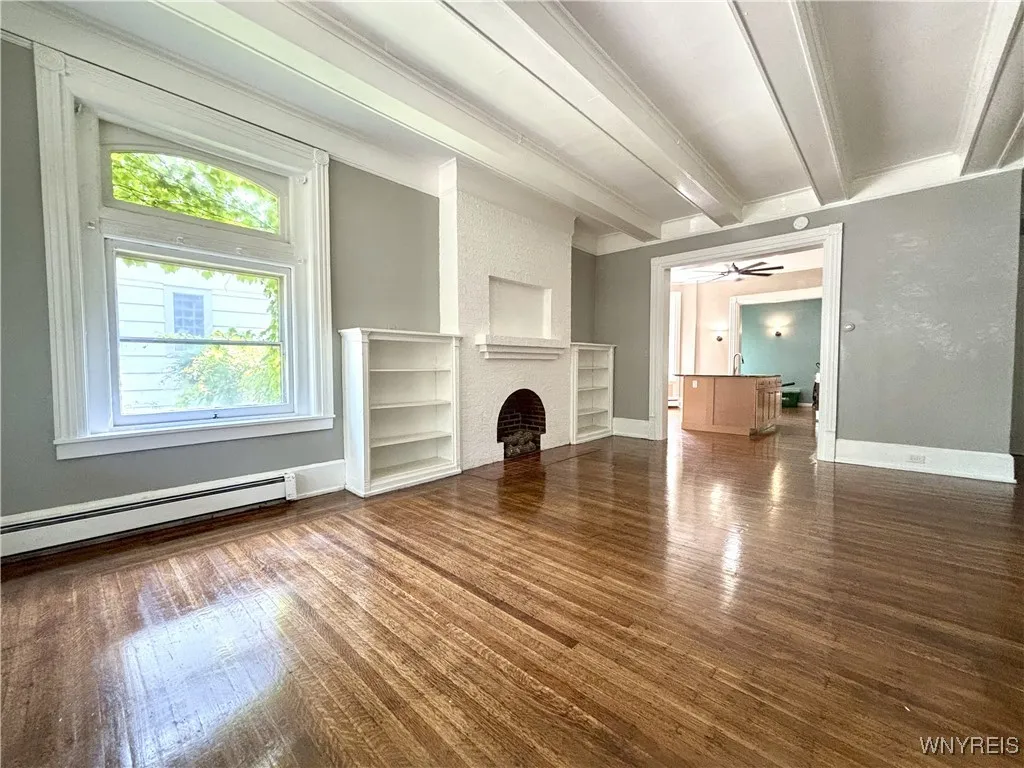 42 Richmond Avenue, Buffalo, New York 14222, Buffalo, New York 14222, 2 Bedrooms Bedrooms, 8 Rooms Rooms,1 BathroomBathrooms,Residential Lease,For Rent,42 Richmond Avenue, Buffalo, New York 14222,B1621742
