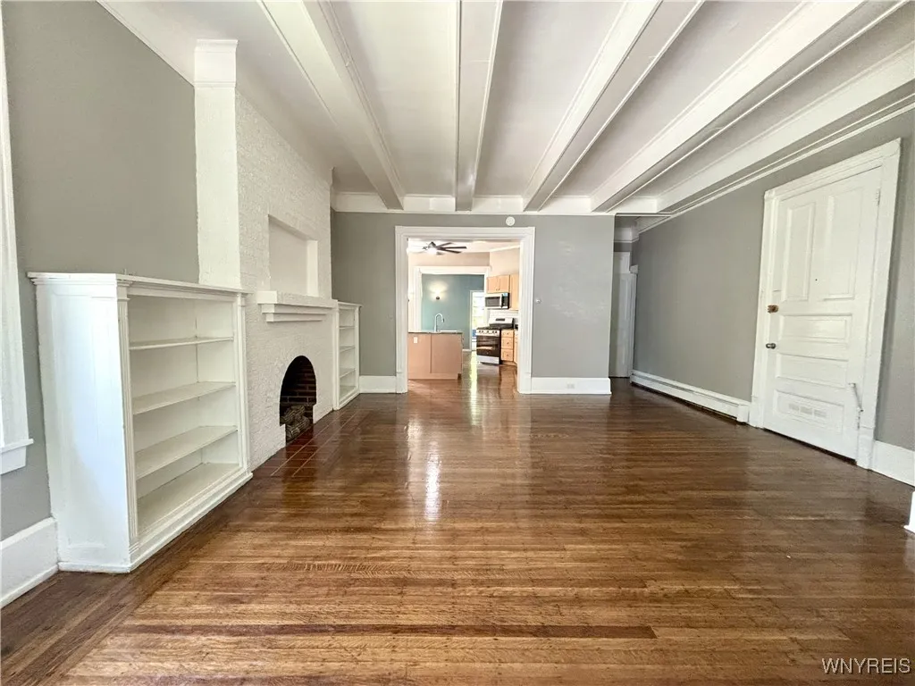 42 Richmond Avenue, Buffalo, New York 14222, Buffalo, New York 14222, 2 Bedrooms Bedrooms, 8 Rooms Rooms,1 BathroomBathrooms,Residential Lease,For Rent,42 Richmond Avenue, Buffalo, New York 14222,B1621742