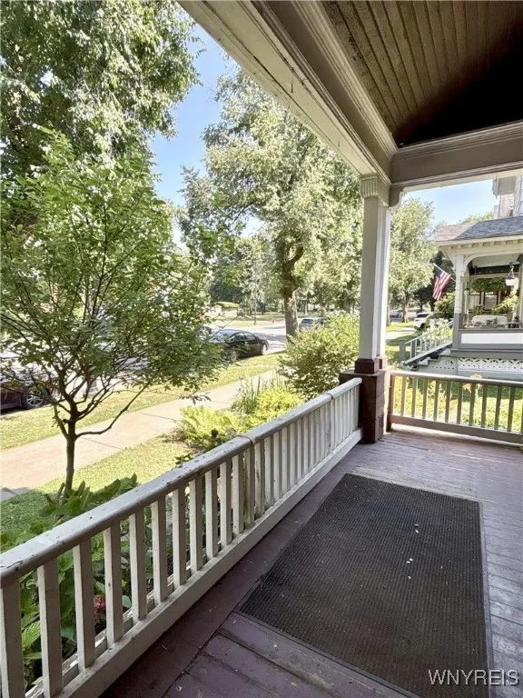 42 Richmond Avenue, Buffalo, New York 14222, Buffalo, New York 14222, 2 Bedrooms Bedrooms, 8 Rooms Rooms,1 BathroomBathrooms,Residential Lease,For Rent,42 Richmond Avenue, Buffalo, New York 14222,B1621742