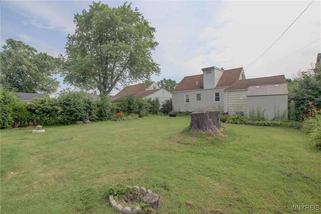 112 Vegola Avenue, Cheektowaga, New York 14225, Cheektowaga, New York 14225, 4 Bedrooms Bedrooms, 9 Rooms Rooms,2 BathroomsBathrooms,Residential,For Sale,112 Vegola Avenue, Cheektowaga, New York 14225,B1621609