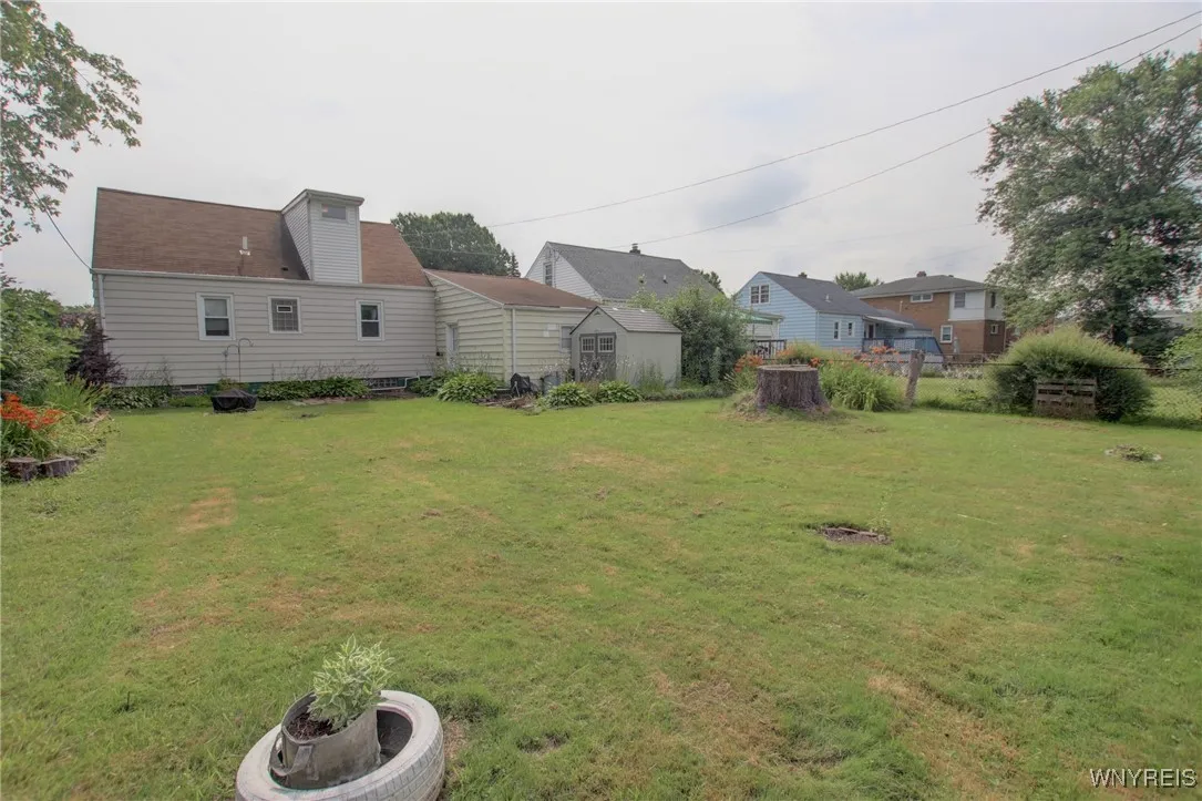 112 Vegola Avenue, Cheektowaga, New York 14225, Cheektowaga, New York 14225, 4 Bedrooms Bedrooms, 9 Rooms Rooms,2 BathroomsBathrooms,Residential,For Sale,112 Vegola Avenue, Cheektowaga, New York 14225,B1621609