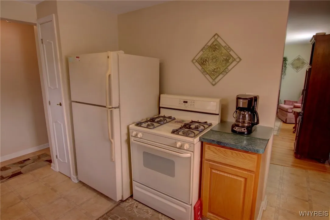 112 Vegola Avenue, Cheektowaga, New York 14225, Cheektowaga, New York 14225, 4 Bedrooms Bedrooms, 9 Rooms Rooms,2 BathroomsBathrooms,Residential,For Sale,112 Vegola Avenue, Cheektowaga, New York 14225,B1621609